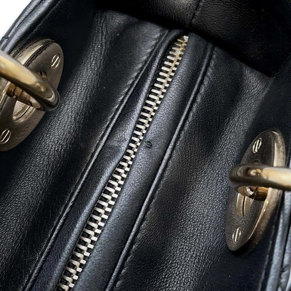 Christian Dior Lady Dior Cannage Shoulder Bag Black - Picture 8 of 11